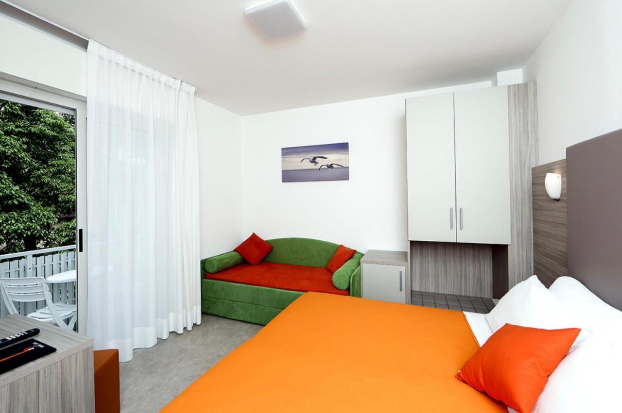 ליגננו סביאדורו Hotel Simi Lan מראה חיצוני תמונה