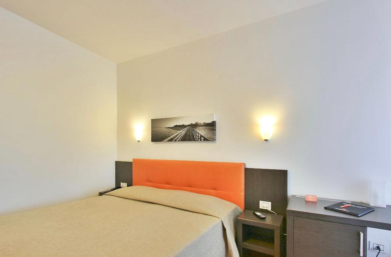 ליגננו סביאדורו Hotel Simi Lan מראה חיצוני תמונה