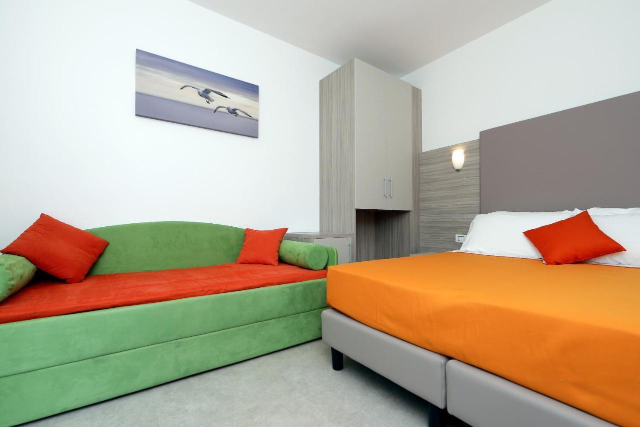 ליגננו סביאדורו Hotel Simi Lan מראה חיצוני תמונה