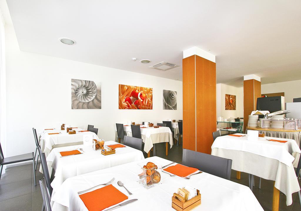 ליגננו סביאדורו Hotel Simi Lan מראה חיצוני תמונה