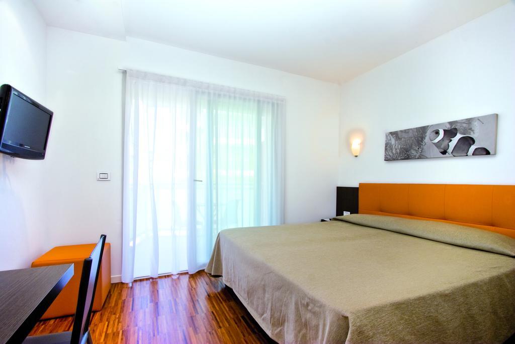 ליגננו סביאדורו Hotel Simi Lan מראה חיצוני תמונה