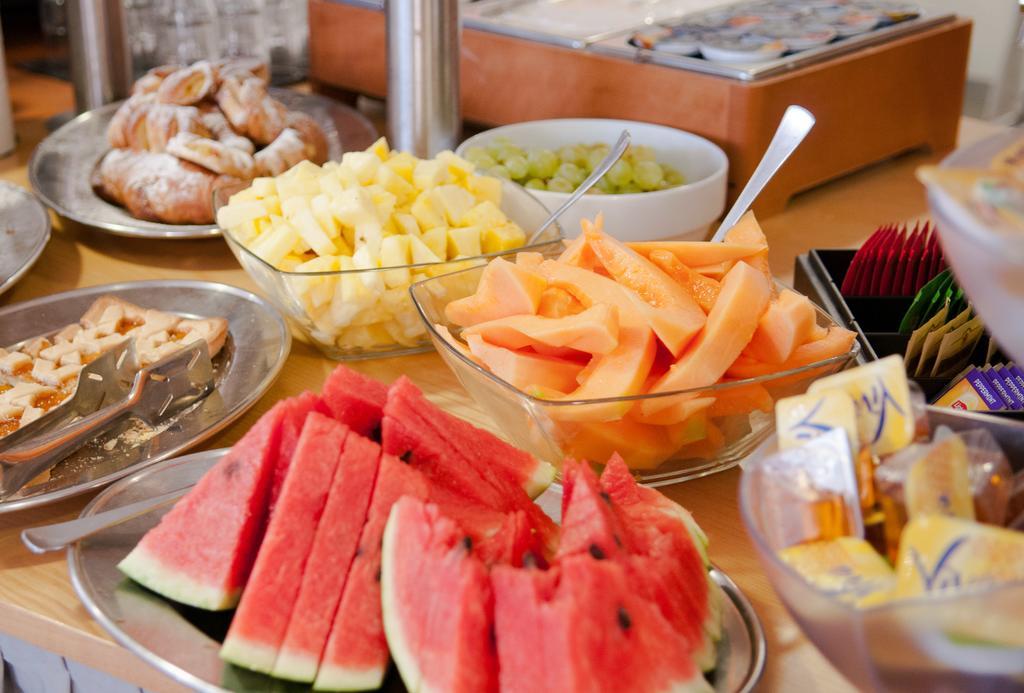 ליגננו סביאדורו Hotel Simi Lan מראה חיצוני תמונה