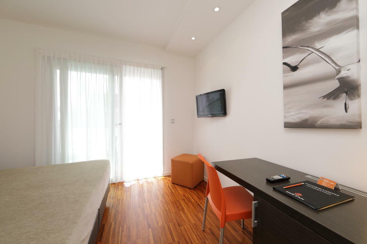 ליגננו סביאדורו Hotel Simi Lan מראה חיצוני תמונה