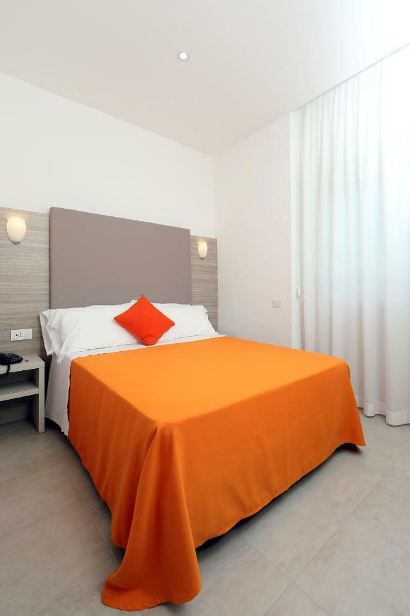 ליגננו סביאדורו Hotel Simi Lan מראה חיצוני תמונה