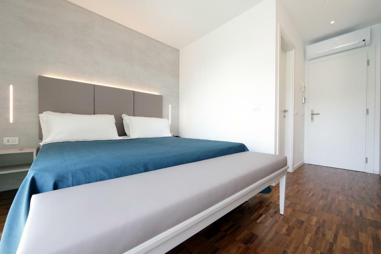 ליגננו סביאדורו Hotel Simi Lan מראה חיצוני תמונה